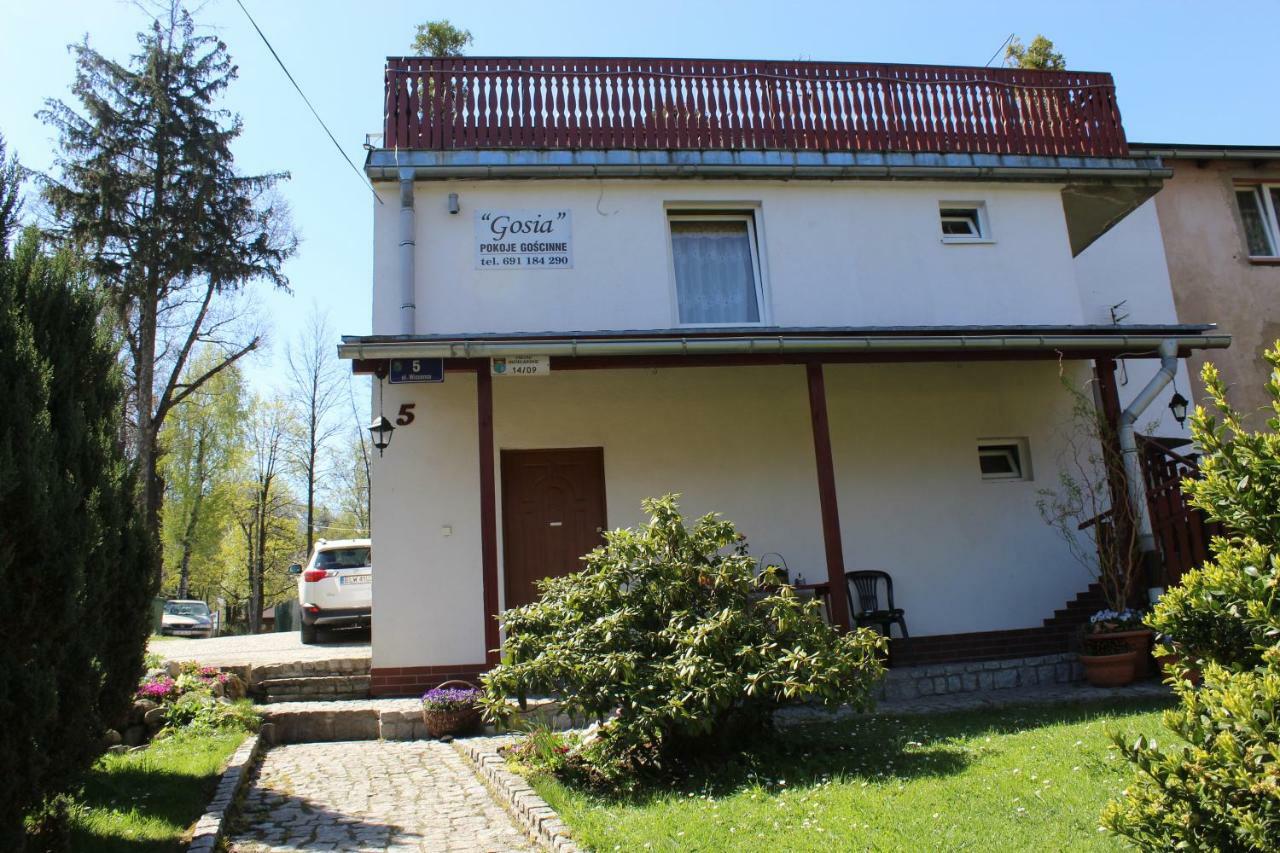 Pokoj Kameralny- De Luxe Z Oddzielnym Wejsciem Karpacz Kültér fotó